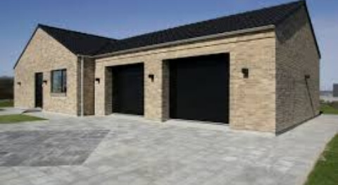 Garage & Carport